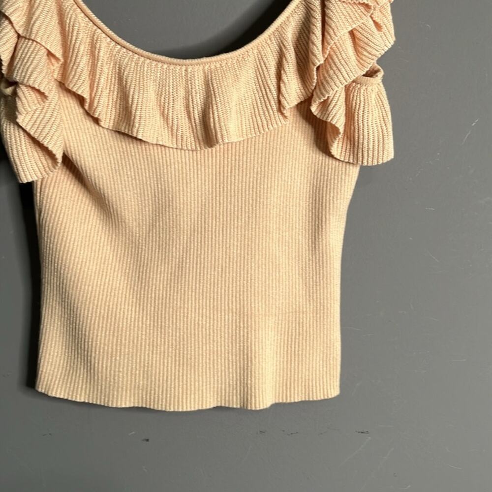 Lulu’s Pale Pink Ribbed Ruffled Cropped Top Size Medium - Picture 3 of 8